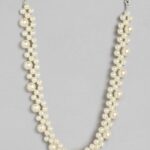 White Contemporary Pearls Necklace