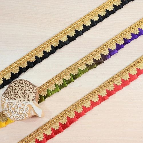 Decorative saree border lace for traditional Indian clothing